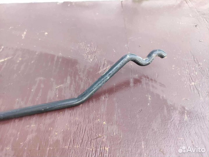 Упор капота Honda Accord 8