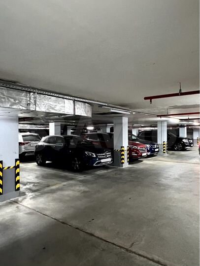 Машиноместо, 25 м²