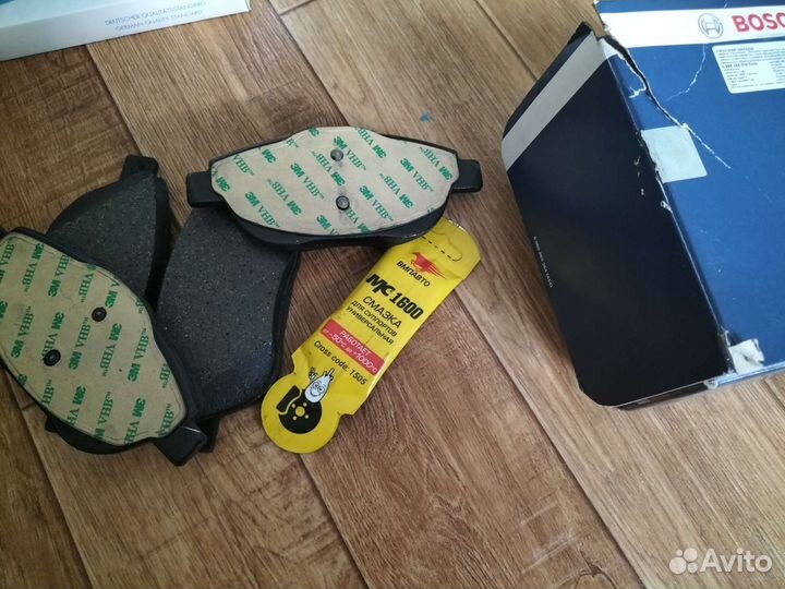 Тормозные колодки bosch