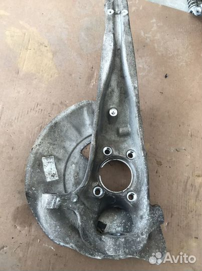 Поворотный кулак правый Порше Кайен 958(1286)