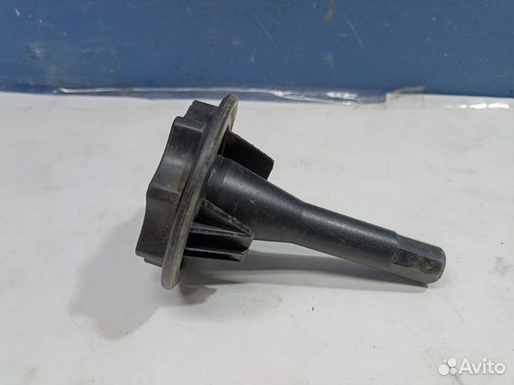 Крепление запасного колеса заднее Renault Kaptur