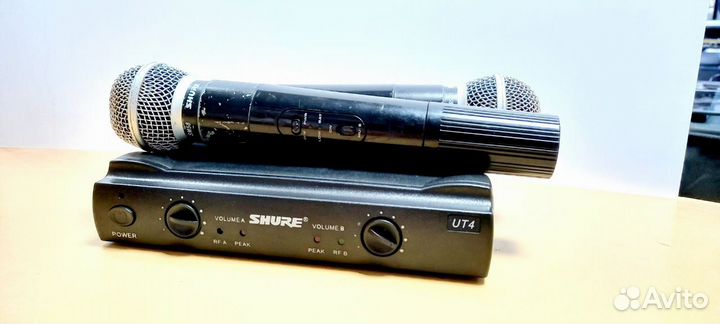 Радиомикрофон Shure UT4 + Shure SM58 (2шт)
