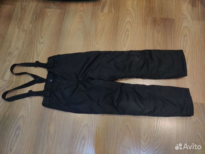 Зимний костюм(парка,брюки,краги) 134-140 см