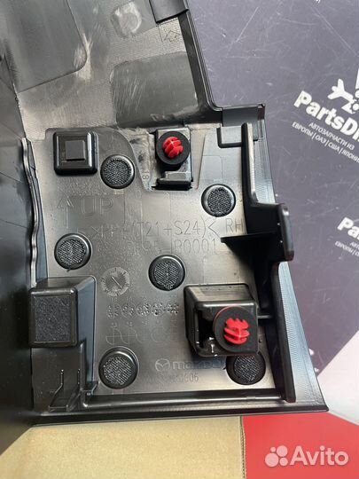 Расширитель переднего крыла правый dfr551w20c Cx30