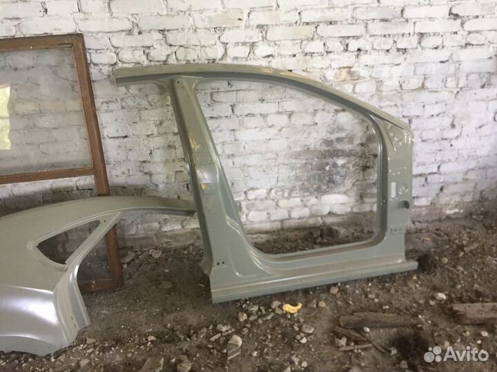 Боковина правая Volkswagen Polo седан