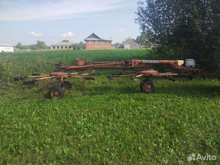 Грабли Техмаш Грабли-ворошилки (ГВР), 2000