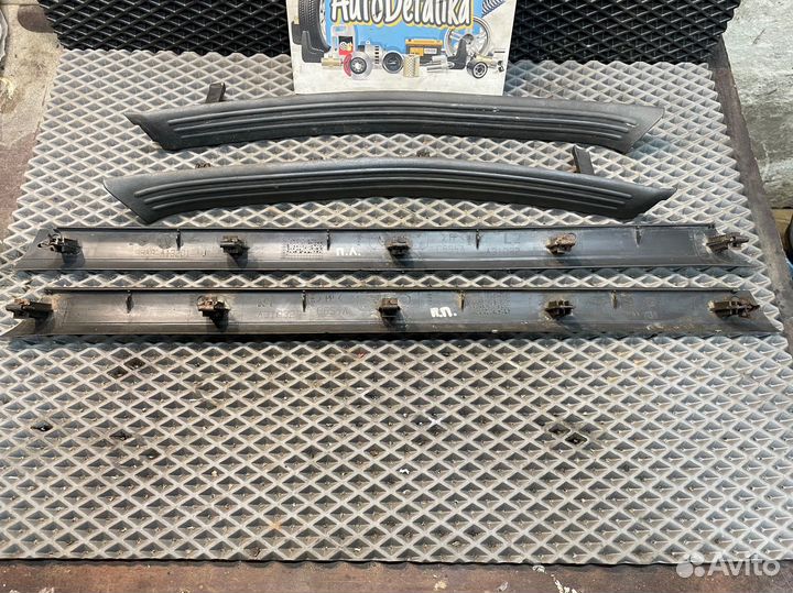 Накладки порогов внутренние Ford Focus 1 седан