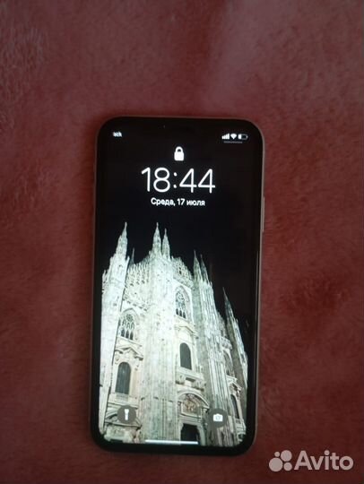 iPhone Xr, 64 ГБ