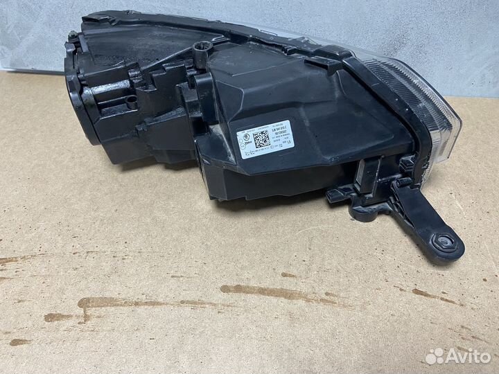 Skoda rapid фара левая ксенон с дхо 2019г. блок