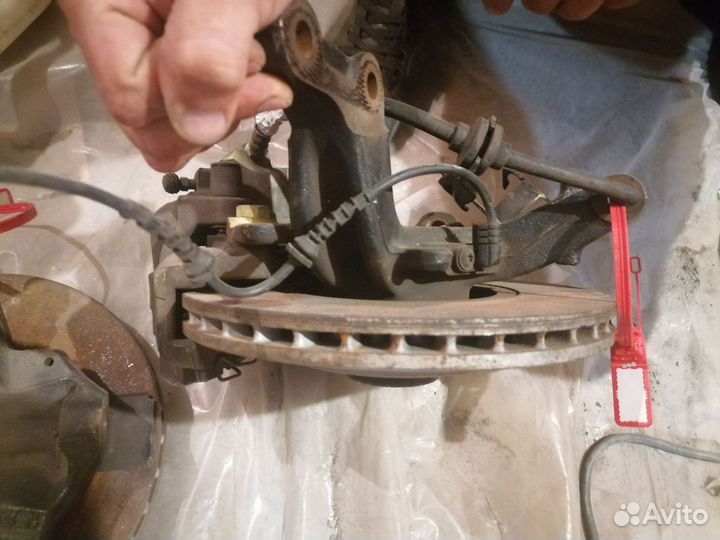 Передняя ступица. Тормозной диск. Renault megan