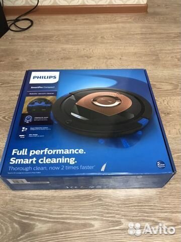 Робот-пылесос philips SmartPro Compact FC8776/01