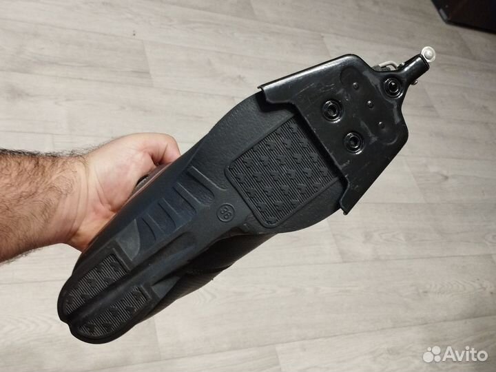 Лыжные ботинки karjala