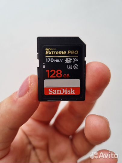 Зеркальный фотоаппарат