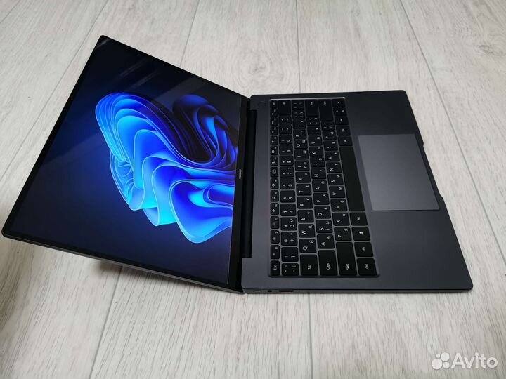 Ультрабук Huawei matebook 14