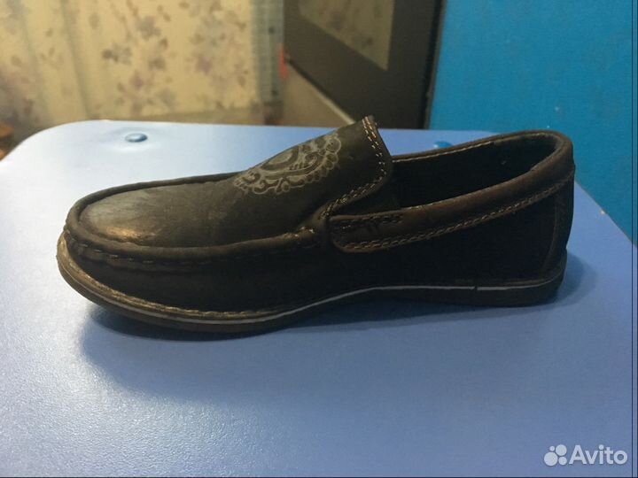 Продам новые туфли