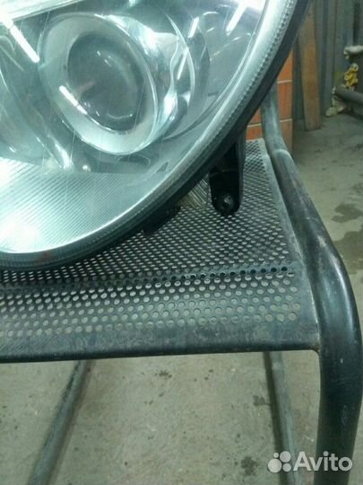 Mercedes w211 фара левая ксенон