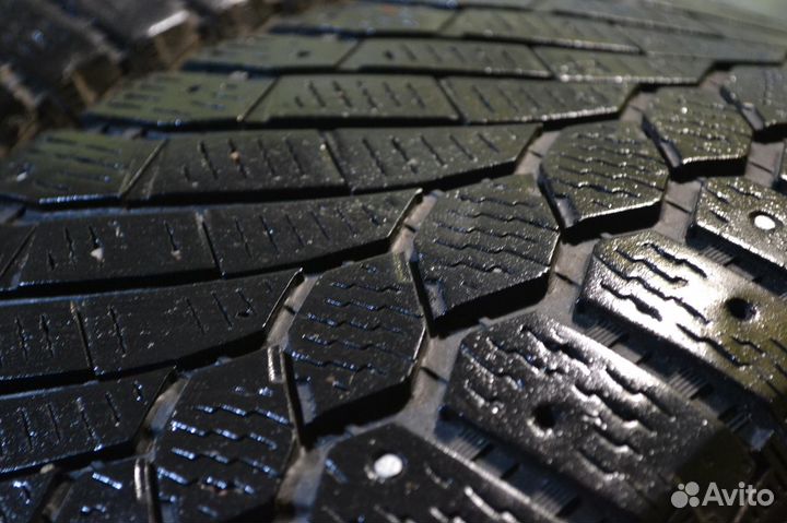 Continental ContiIceContact 235/55 R19