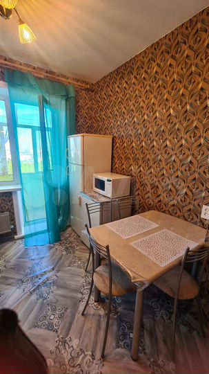 2-к. квартира, 42 м², 4/9 эт.