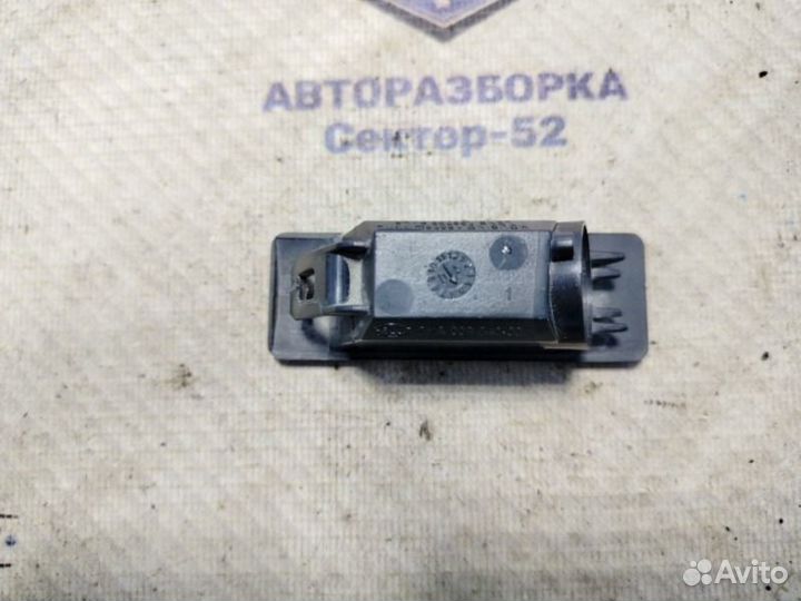 Фонарь подсветки номера Nissan Qashqai J10