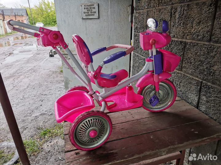 Детский велосипед с ручкой