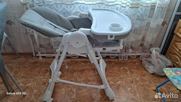Стул для кормления