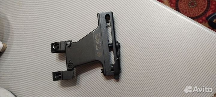 Кронштейн боковой