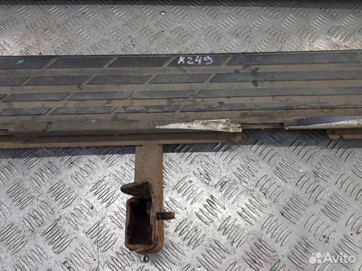 Подножки Мицубиси Pajero 4 2006-2011 7656A043HA