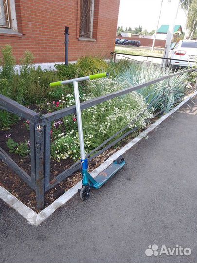 Трюковой самокат