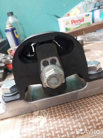 Опора двигателя LADA vesta