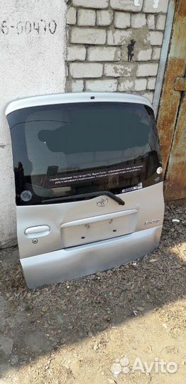 Задняя дверь