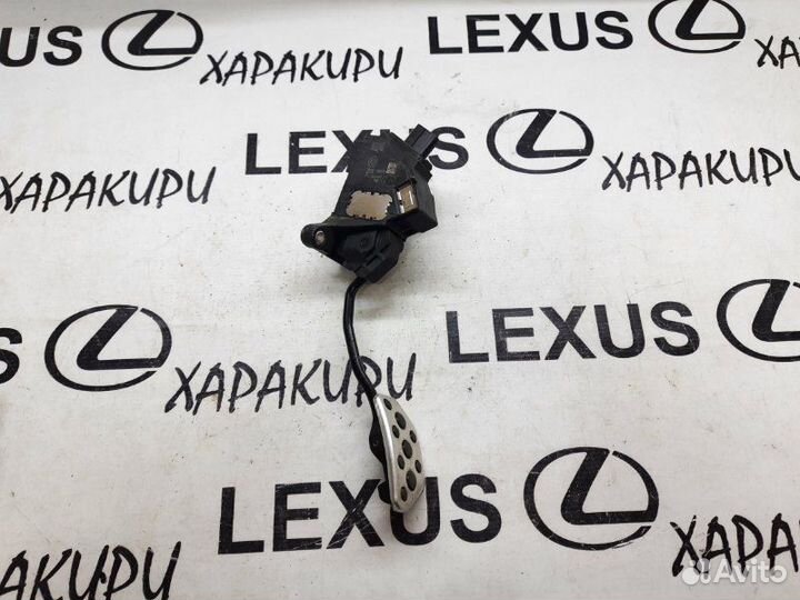 Педаль газа правая Lexus Nx Nx200T Nx300 Nx200