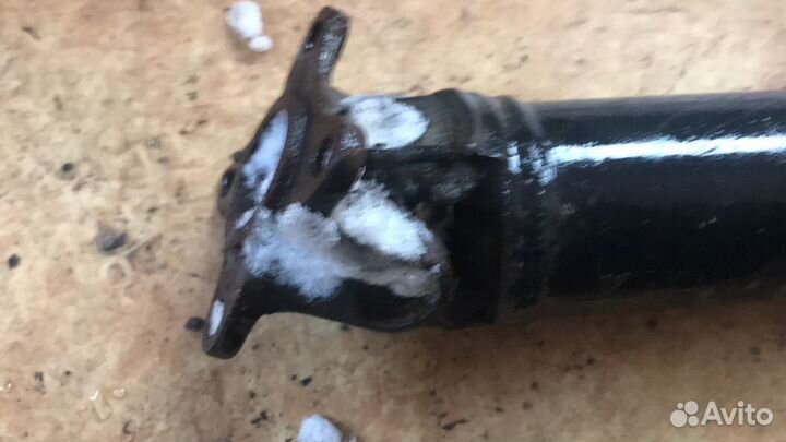 Вал карданный передний для Mitsubishi L200 (KB) 20