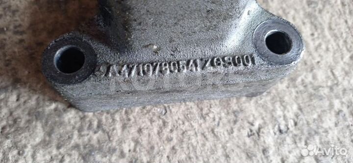 Кронштейн топливного фильтра Mercedes-Benz Actros