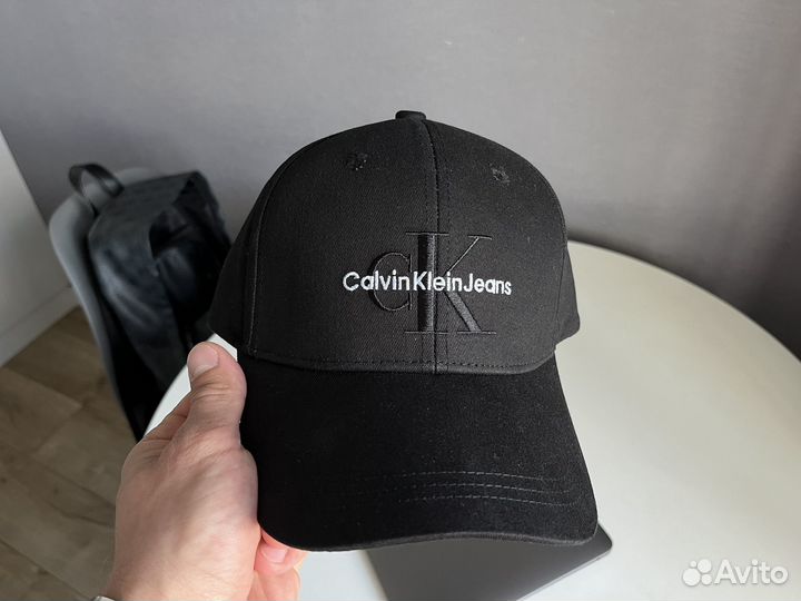 Кепка calvin klein новая