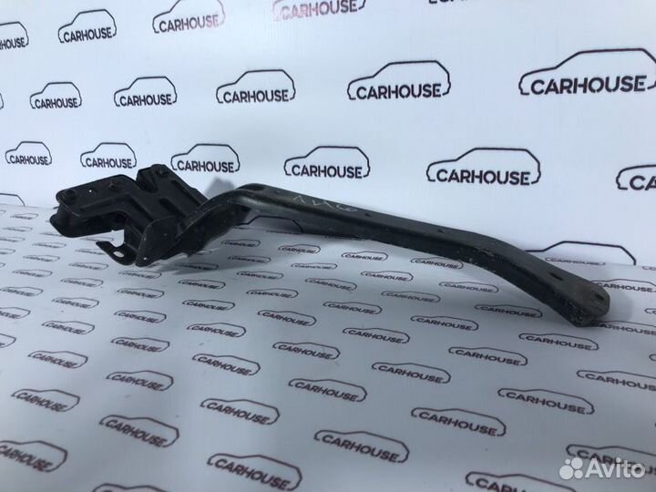 Замок капота Volkswagen Touareg 7L 2.5 BAC 2006