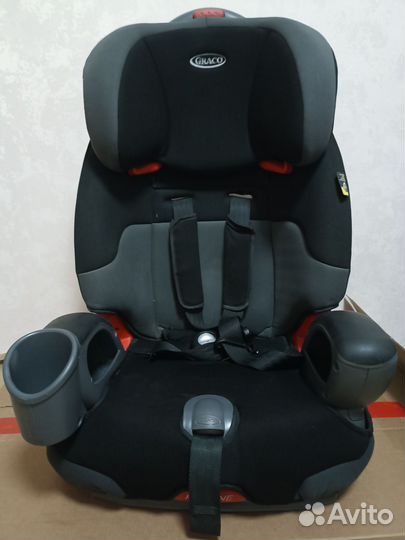 Детское автокресло graco