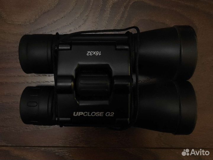 Бинокль Celestron Upclose G2 16x32