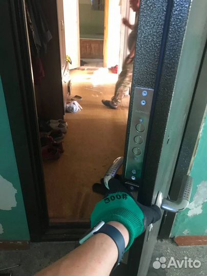 Вскрытие, замена, врезка и ремонт замков