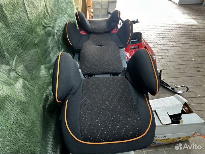 Автокресло детское Mini Cooper 15-36 kg как новое