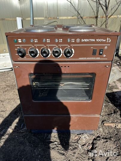 Плита электрическая новая Электра 1001м