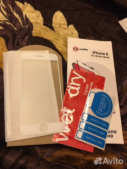 Защитное стекло iPhone 8