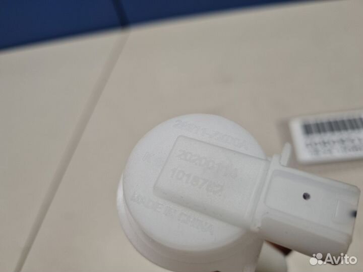 Датчик уровня в бачок омывателя Nissan X-Trail T32