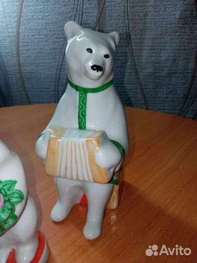 Статуэтки цирковые медведи Дулево