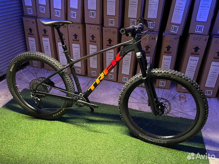 Мтб Trek Roscoe 8 Sram NX 12 RockShox Gold RL L