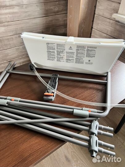 Складная ванночка stokke для купания