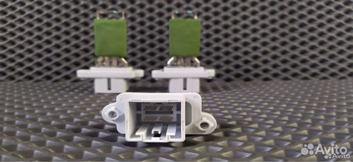 Резистор печки Opel Corsa D