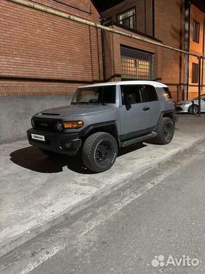 Toyota FJ Cruiser 4.0 AT, 2017, 48 000 км