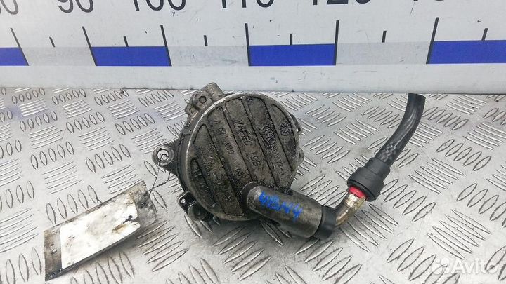 Насос вакуумный Mercedes-Benz V-Class/Vito/Viano