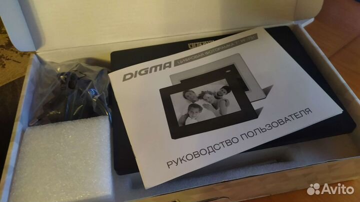 Цифровая фоторамка digma