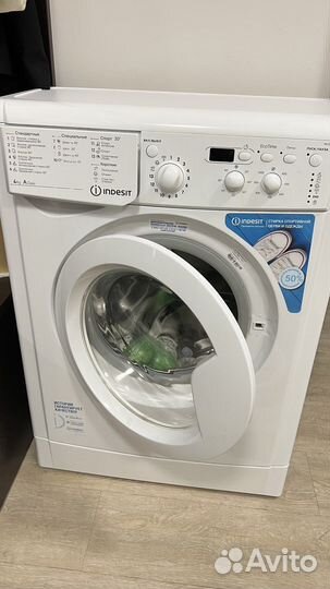 Стиральная машина Indesit узкая